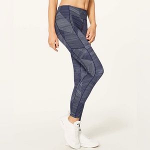 Lululemon Speed Up Tight Full On Luxtreme Etch Hail Midnight Navy Size 4